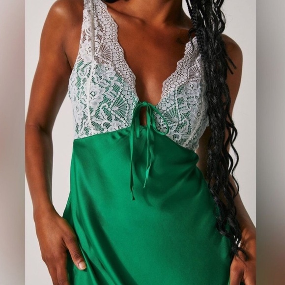 NWOT Free People Countryside Maxi Slip - Picture 3 of 4